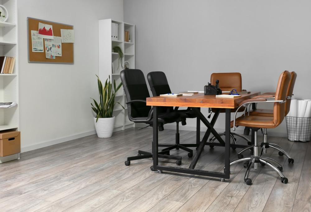 Mobilier de collectivité à Prouvy